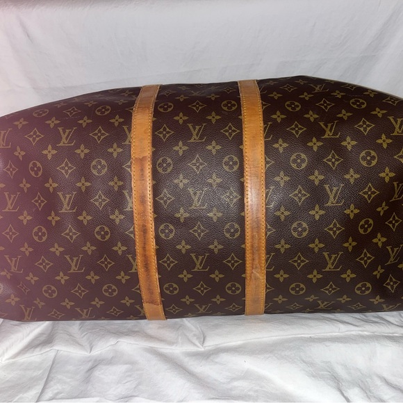 4 piece Authentic Louis Vuitton travel set! - Picture 7 of 16